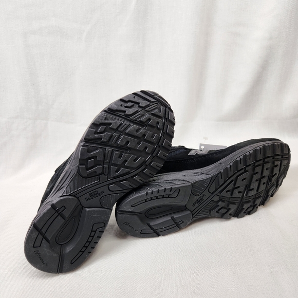 New balance 993 Black On Black Suede Sneakers. USA - Picture 10 of 13